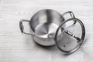 Açık paslanmaz çelik tencereye