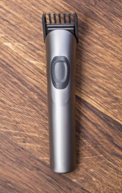 üzerinde saç düzeltici woode