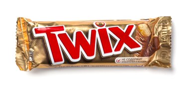  Twix sarmalayıcı üzerinde beyaz izole