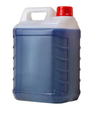 Kırmızı kapaklı mavi plastik konteynır şeffaf arka planda sıvı deterjan tutuyor.