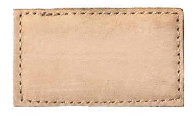 Şeffaf arka planda beyaz dikişli boş kahverengi deri bir yama.