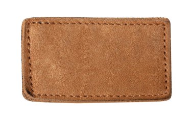 Boş kahverengi süet deri etiketli, dikişli, fotokopi alanı sunan, şeffaf bir arkaplanda izole edilmiş.