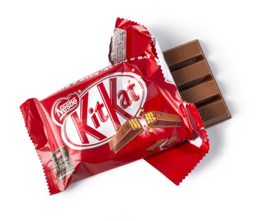 Kit Kat çikolata bar açıldı