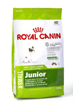 Royal Caninjunior köpek maması 1,5 kg paket