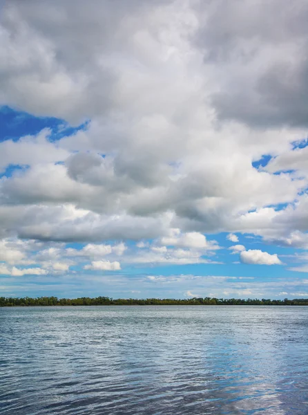 Paysage nuage d'été — Photo