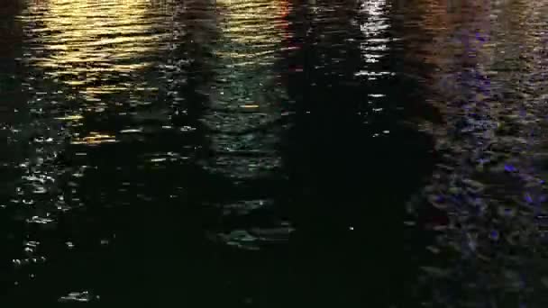 Pier et reflet lunaire — Video