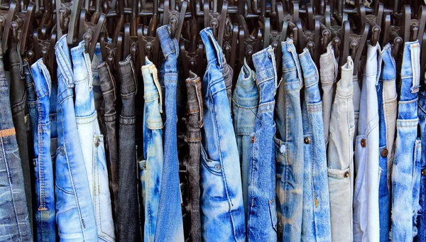 Blue jeans in a shop — Stock Photo, Image