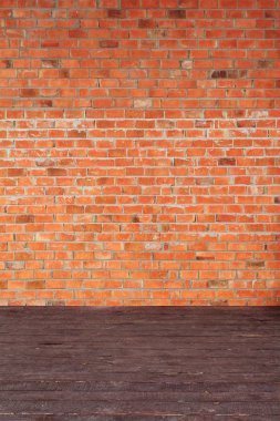 tuğla duvar ile iç