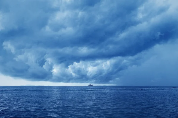 Bouře nad oceánem, Thajsko — Stock fotografie