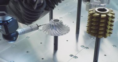 Endüstriyel üretimde kullanılan modern teknolojiler. Teknolojik süreç. Koordinat ölçüm makinesi, karmaşık bir çelik ayrıntısını denetleme