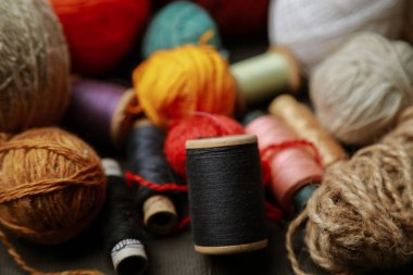 Dikiş işi için iplik topları