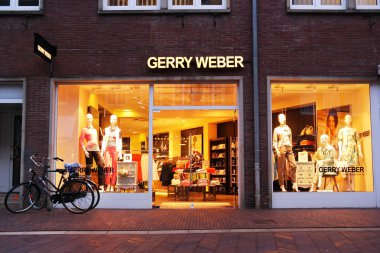 Gerry Weber moda mağaza öğleden sonra