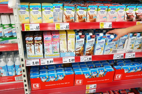 Pastöriserad mjölk och mjölkprodukter — Stockfoto