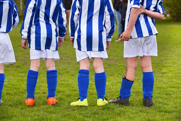 Niños Jugadores de fútbol — Foto de Stock