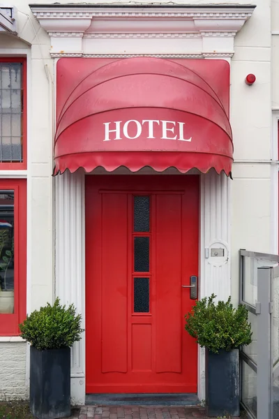 Red Hotel Door — Zdjęcie stockowe