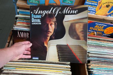 NETHERLANDS - JULY 2018: LP: Frank Duval - Angel of Mine, Alman besteci, orkestra şefi, müzik yapımcısı, söz yazarı ve şarkıcı Frank Duval 'ın LP albüm albümü.