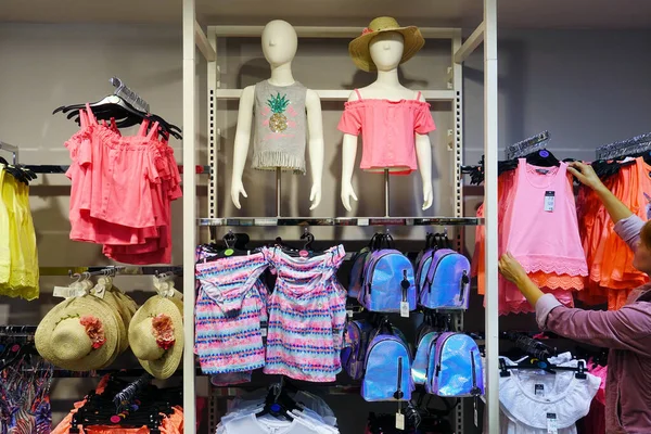 Netherlands July 2019 Interior Fashion Store Dalam Bahasa Inggris Pakaian — Stok Foto