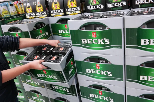 Beck's beer crates — Stock Photo, Image
