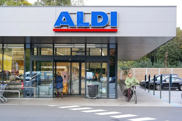 ALDI скидка супермаркет — стоковое фото