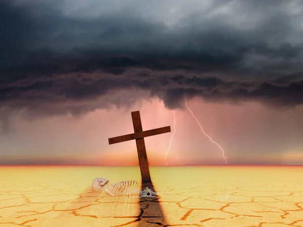 沙漠中的十字架和骷髅 — 图库照片