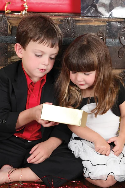 Christmas siblings — Stock Photo, Image