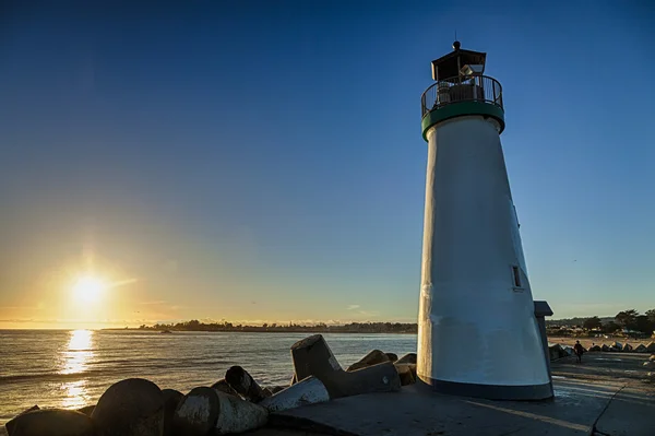 Leuchtturm walton an der santa cruz küste — Stockfoto