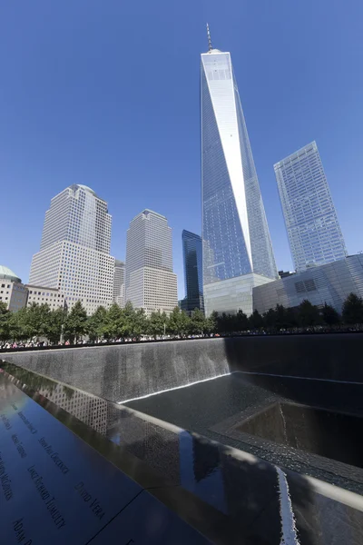 9 月 11 日の記念碑 - ニューヨーク、アメリカ合衆国 — ストック写真