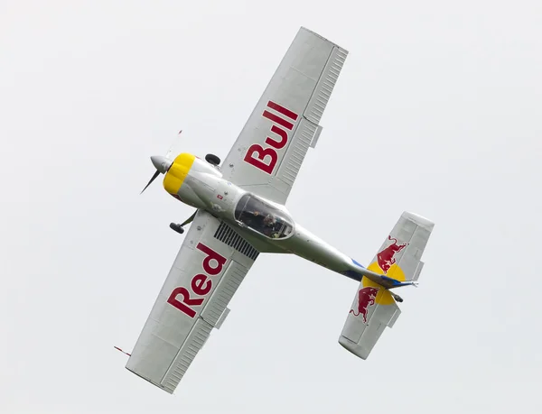 Voando Bulls Aerobatics Team no Airshow "O dia no ar " Fotografias De Stock Royalty-Free