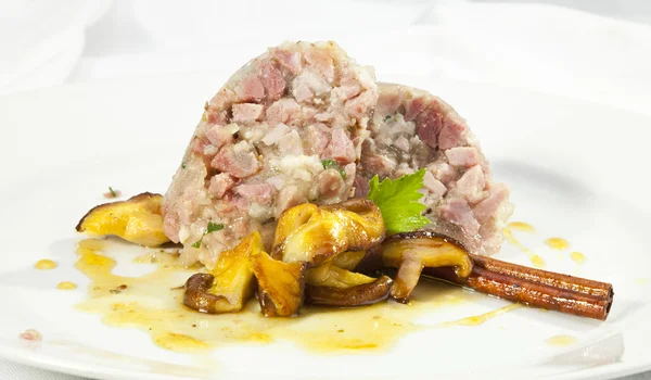 Headcheese met paddestoelen — Stockfoto