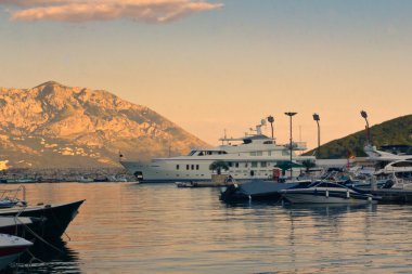 Prtovyj Karadağ şehir. Budva.