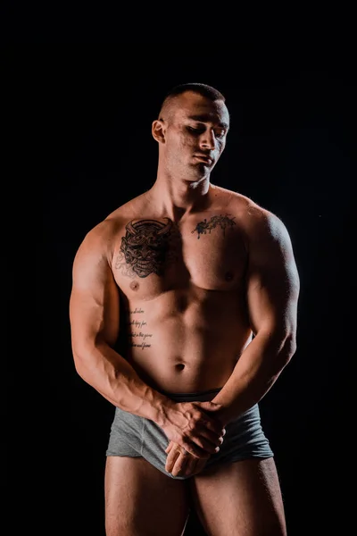 Sport Workout Man Muscular Body Athletic Bodybuilder Pose — Stock Photo, Image