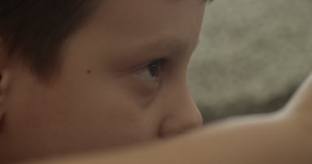 Dzieciak Smartfonem Koncepcja Technologii — Wideo stockowe