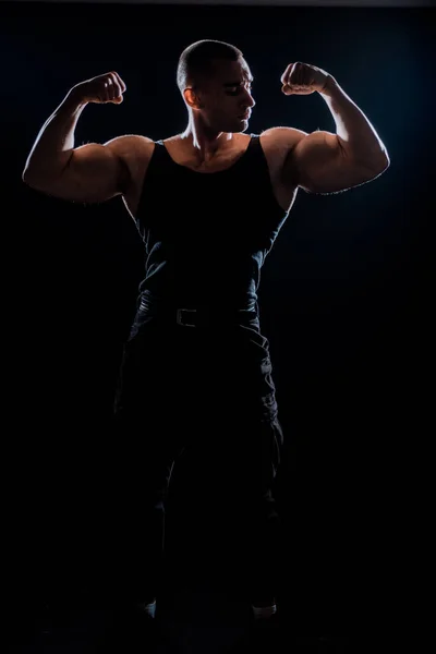 Muskulöse Super High Level Gutaussehenden Mann Posiert Studio Isoliert Auf — Stockfoto