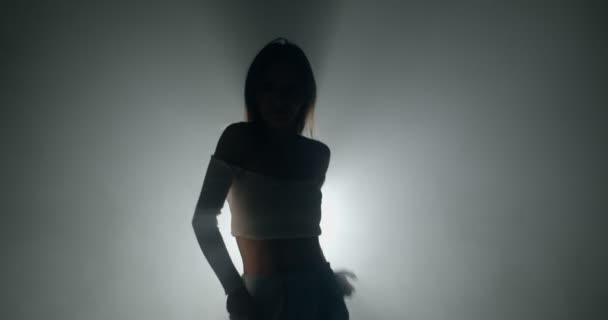 Silhouette Fille Dansant Ralenti — Video