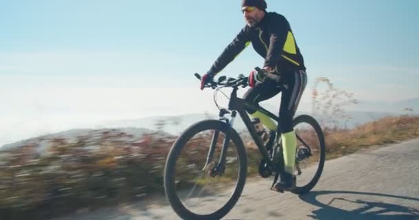 Full Time Bicyclist Riding His Bike Road Mountain Hills — Stock Video