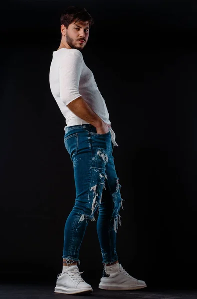 Elegante Jovem Hipster Jeans Jeans Jeans Azul Moda — Fotografia de Stock