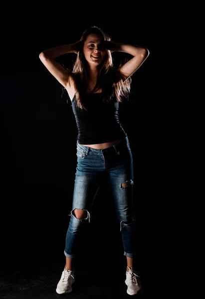 Estudio Cuerpo Disparo Una Mujer Joven Moda Con Pantalones Rasgados —  Fotos de Stock