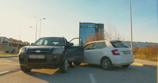 Man Checking Out Dents Car Crash — Stock Video