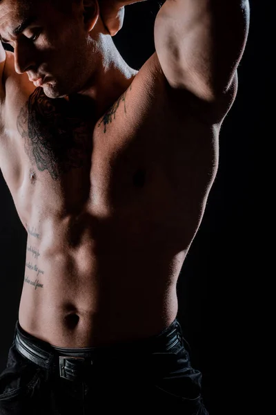 Culturista Hombre Con Cuerpo Perfecto Hombros Bíceps Tríceps Pecho — Foto de Stock