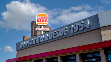 Burger King fast food restoran zinciri. İspanya, Jerez, 7 Kasım 2025.