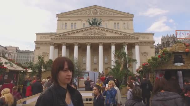 MOSCOW, RUSSIA - 1 May , 2016:  decoration of  Theatre square in Moscow during  festival — Stockvideo