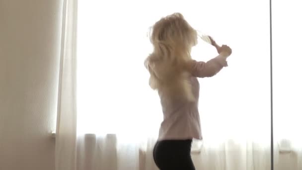 Beauty Teenage Girl Dancing at Home. — Stock Video