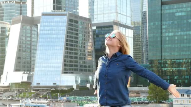 Woman smiling closeup portrait. Young business woman professional looking at camera happy. — Stock Video