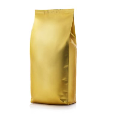 Folyo kağıdı poşet kahve, beyaz arka planda izole edilmiş. Tasarım için şablon oluşturun. Ürün paketleme fotoğrafı