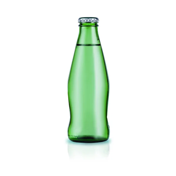 玻璃瓶加纯净水 矿泉水瓶的模型 在白色背景上隔离的瓶子 — 图库照片