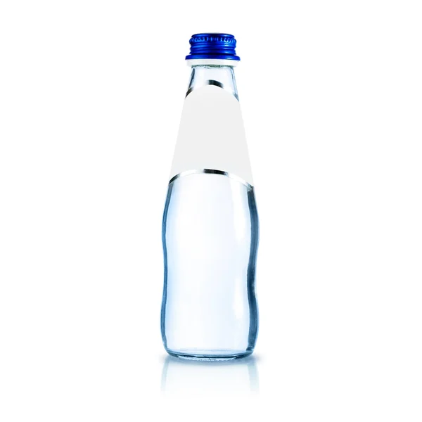 Glazen Fles Met Gezuiverd Water Een Mineraalwaterflesje Fles Geïsoleerd Witte — Stockfoto