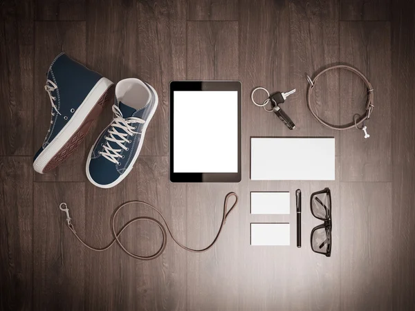 Minden nap hordoz ember elemek gyűjteménye: szemüveg, póráz, cipők. — Stock Fotó