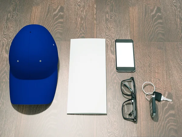 매일 수행 남자 items 컬렉션: 안경, 모자, 키. — 스톡 사진