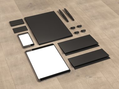 Ahşap masa üzerinde mockup öğeleri kümesi. Mockup iş şablonu
