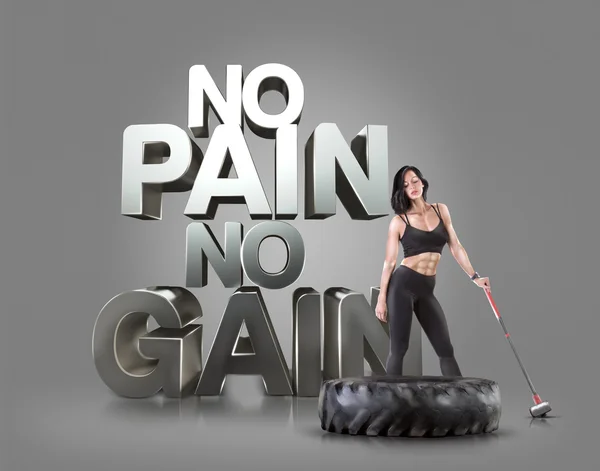 Sport vrouw met een hamer op de achtergrond motiverende fitness zinnen — Stockfoto